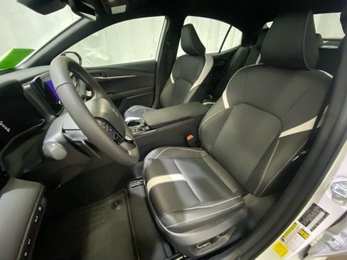 New 2026 Toyota Camry SE w/ Convenience Package image 9