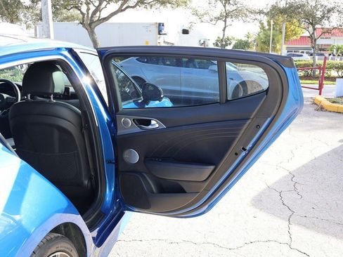 Used 2023 Kia Stinger GT2 image 27