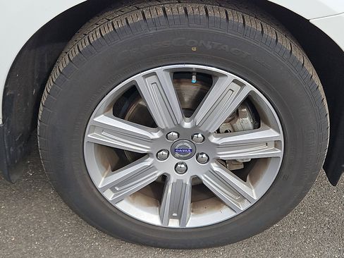 Used 2016 Volvo XC60 T6 w/ Protection Package image 8