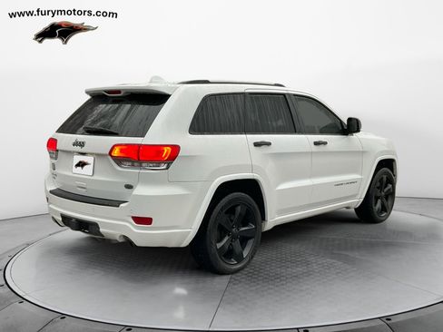 Used 2014 Jeep Grand Cherokee Overland w/ Advanced Technology Group image 4