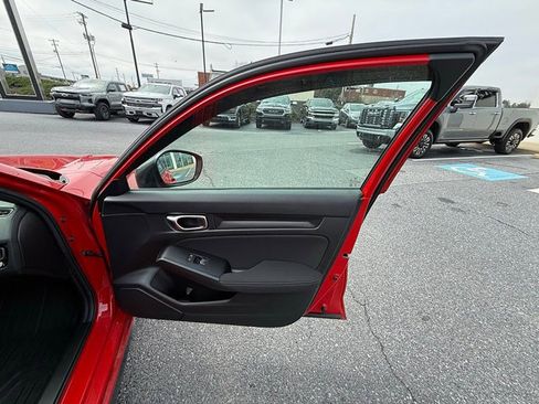 Used 2024 Honda Civic Sport image 18