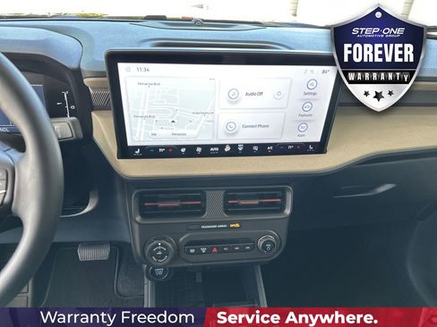 Used 2025 Ford Maverick Lariat w/ 4K Tow Package AWD/4WD image 24