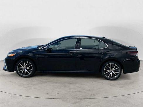 Used 2024 Toyota Camry XLE w/ Navigation Package AWD/4WD image 2