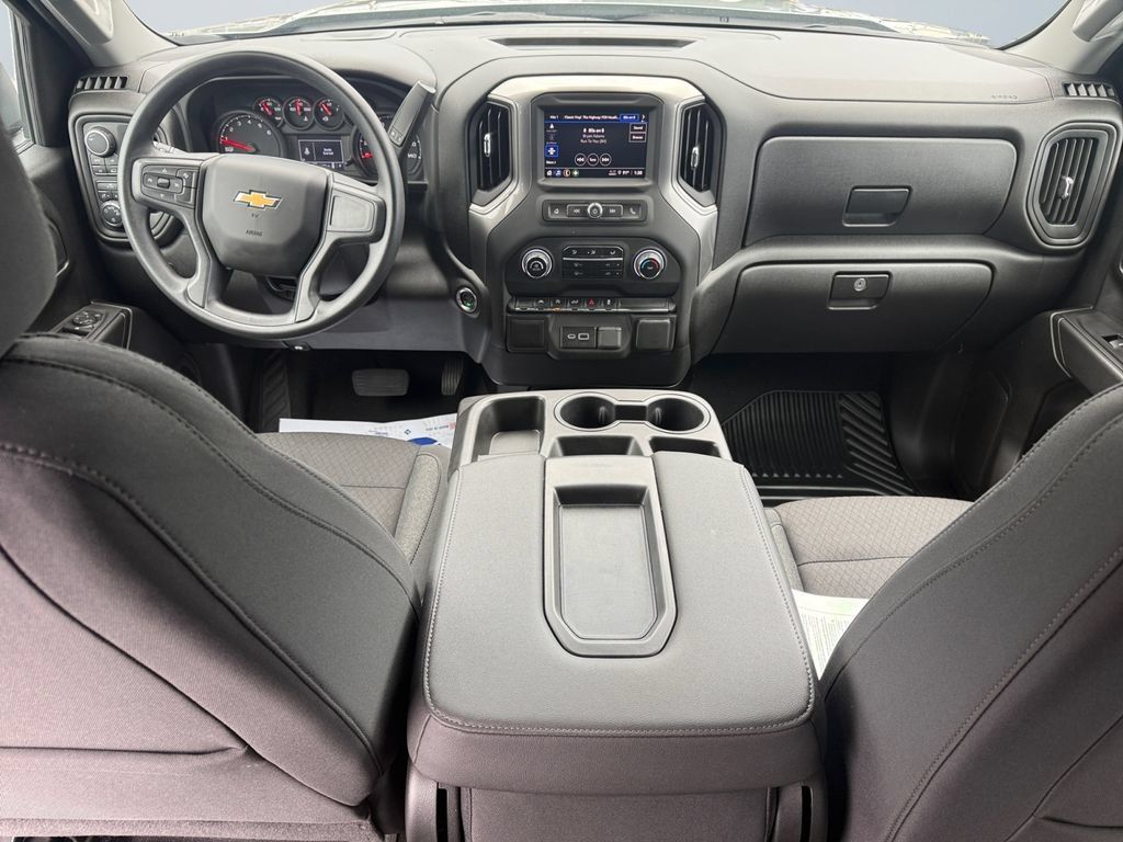 Used 2026 Chevrolet Silverado 1500 Custom AWD/4WD image 10