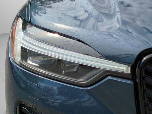 New 2026 Volvo XC60 B5 Ultra w/ Protection Package Premier image 28