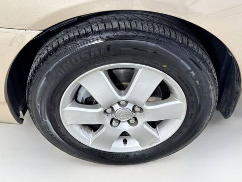 Used 2006 Toyota Corolla CE FWD image 35