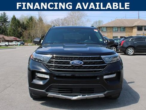 Used 2020 Ford Explorer XLT w/ Equipment Group 202A image 3