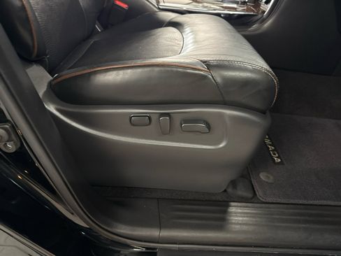 Used 2020 Nissan Armada SL image 57
