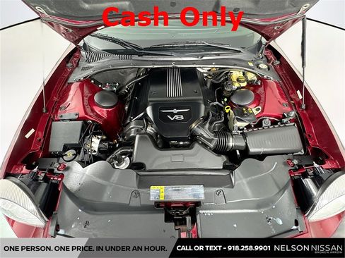 Used 2004 Ford Thunderbird image 23