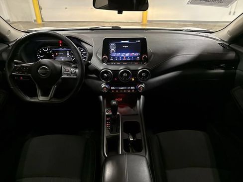 Used 2021 Nissan Sentra SV FWD image 10