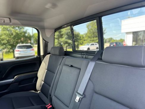 Used 2018 Chevrolet Silverado 1500 LT w/ All Star Edition AWD/4WD image 29