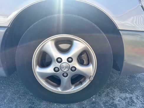 Used 1999 Lexus ES 330 FWD image 9