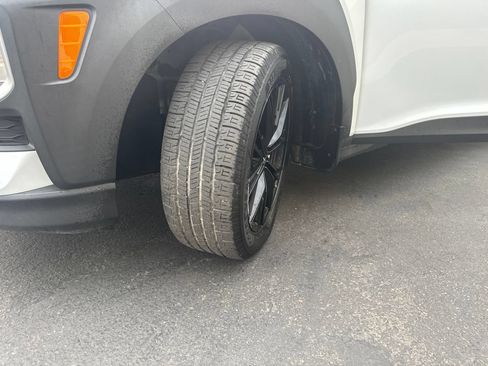 Used 2019 Hyundai Kona SEL w/ SEL Tech Package 02 FWD image 29