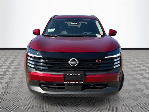 New 2025 Nissan Kicks SR w/ SR Premium Package image 2