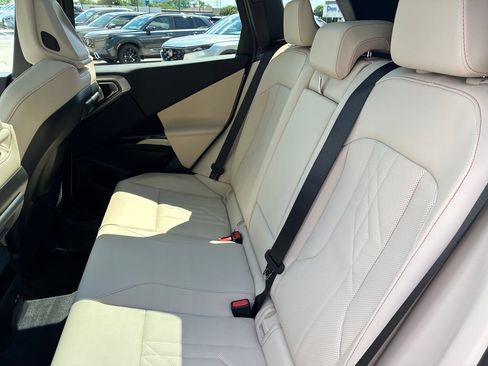 New 2026 BMW X3 xDrive30i w/ Premium Package AWD/4WD image 19
