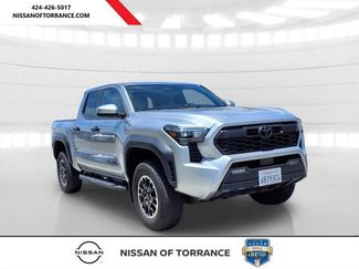 Used 2024 Toyota Tacoma TRD Off-Road AWD/4WD video 1