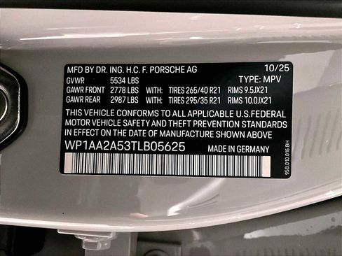 New 2026 Porsche Macan image 32