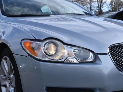 Used 2009 Jaguar XF Luxury image 10