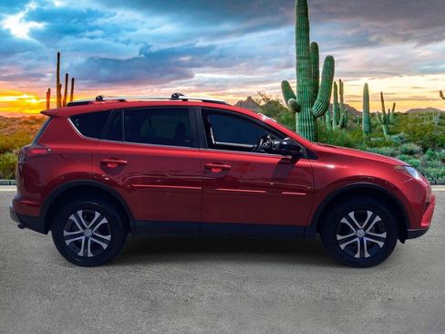 Used 2017 Toyota RAV4 LE w/ Carpet Mat Package AWD/4WD image 2