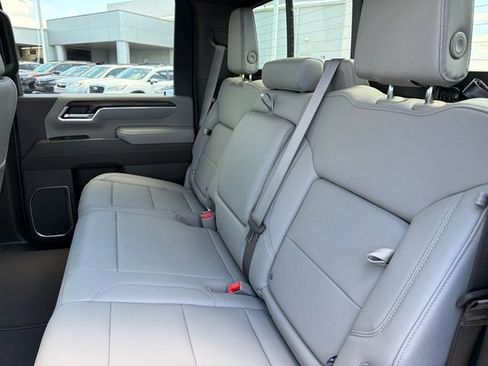 New 2026 GMC Sierra 2500 SLT w/ SLT Premium Package AWD/4WD image 20