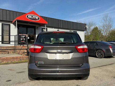 Used 2016 Ford C-MAX Energi SEL w/ Equipment Group 302A FWD image 7