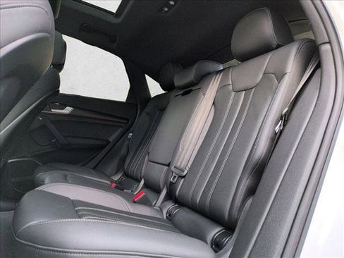 Used 2021 Audi Q5 2.0T Premium Plus w/ Premium Plus Package AWD/4WD image 21