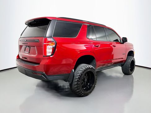 Used 2023 Chevrolet Tahoe Z71 w/ Luxury Package AWD/4WD image 4