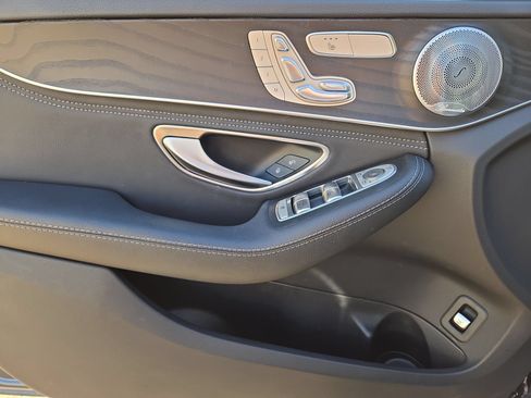 Used 2015 Mercedes-Benz C 300 4MATIC Sedan image 15