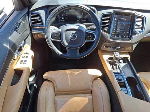 Used 2022 Volvo XC90 T6 Inscription AWD/4WD image 12