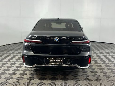 Used 2025 BMW 740i 740i image 9