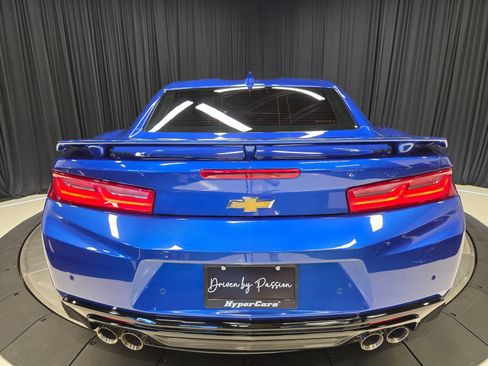 Used 2017 Chevrolet Camaro SS RWD image 21