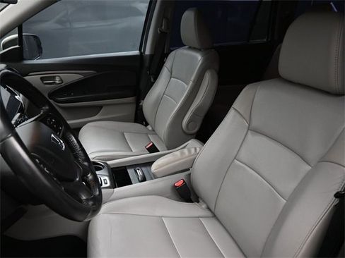 Used 2019 Honda Pilot EX-L image 13