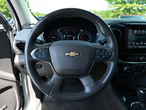 Used 2019 Chevrolet Traverse LT w/ LT Premium Package FWD image 10