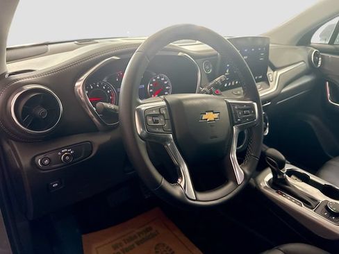 Used 2024 Chevrolet Blazer LT AWD/4WD image 10