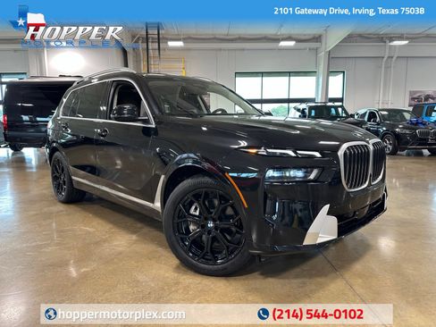 Used 2023 BMW X7 xDrive40i AWD/4WD image 1