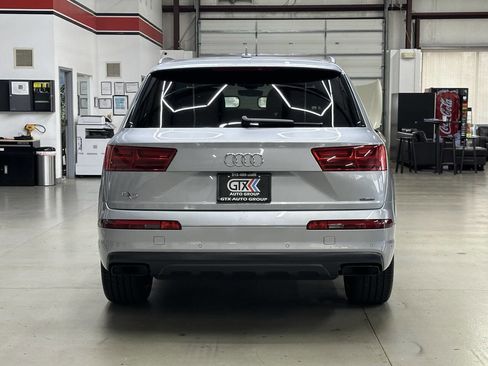 Used 2019 Audi Q7 3.0T Premium Plus w/ Premium Plus Package image 3