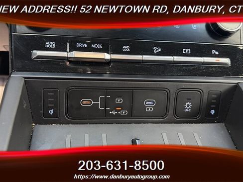 Used 2025 Hyundai Santa Fe Calligraphy AWD/4WD image 28