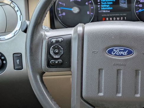 Used 2015 Ford F250 Lariat w/ Lariat Ultimate Package AWD/4WD image 19