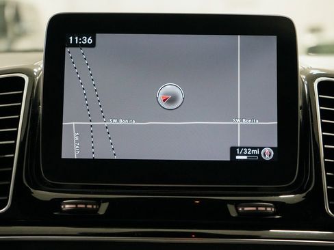 Used 2018 Mercedes-Benz GLE 63 AMG 4MATIC w/ Premium 3 Package image 12