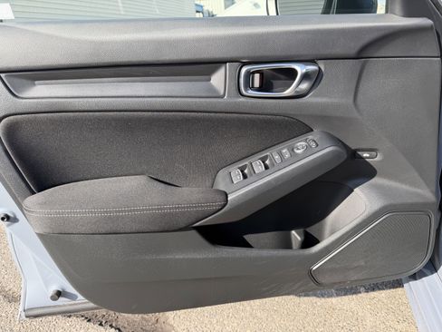 Used 2023 Honda Civic Sport image 12