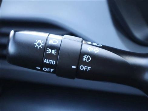 Certified 2025 Subaru Crosstrek 2.5i Sport image 15