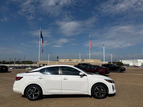 Certified 2025 Nissan Sentra SV w/ All-Weather Package FWD image 27
