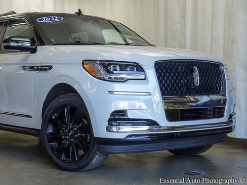 Used 2022 Lincoln Navigator L Black Label AWD/4WD image 3