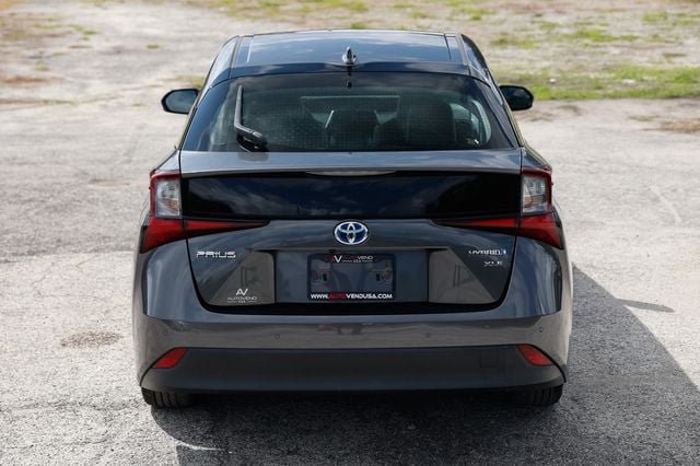 Used 2019 Toyota Prius XLE FWD image 12