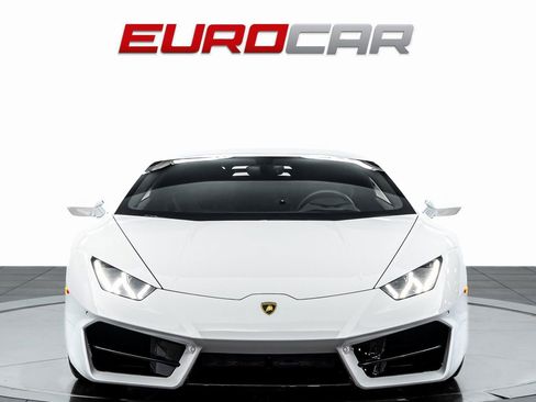 Used 2018 Lamborghini Huracan LP 580-2 RWD image 8