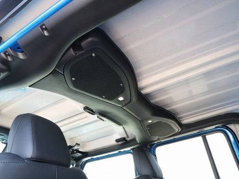 New 2025 Jeep Gladiator Rubicon w/ Safety Group image 23