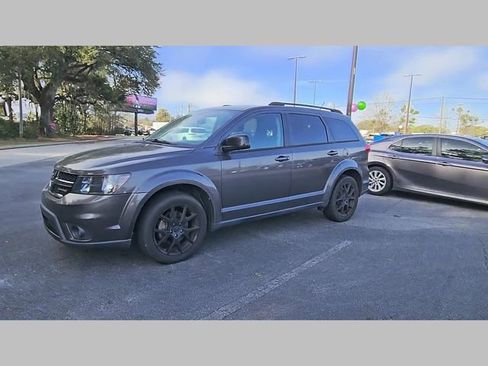 Used 2015 Dodge Journey SXT w/ Flexible Seating Group image 21
