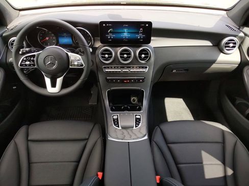 Used 2021 Mercedes-Benz GLC 300 image 12