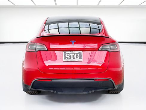 Used 2023 Tesla Model Y Long Range AWD/4WD image 5