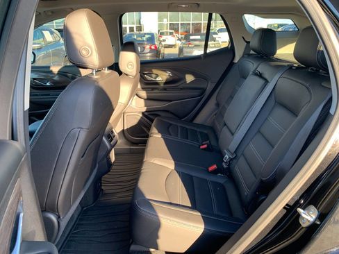 Used 2024 GMC Terrain Denali w/ Black Diamond Edition image 14